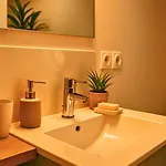 Duplex Lindor élégant - Jusqu'à 4 Personnes - Parking Gratuit *